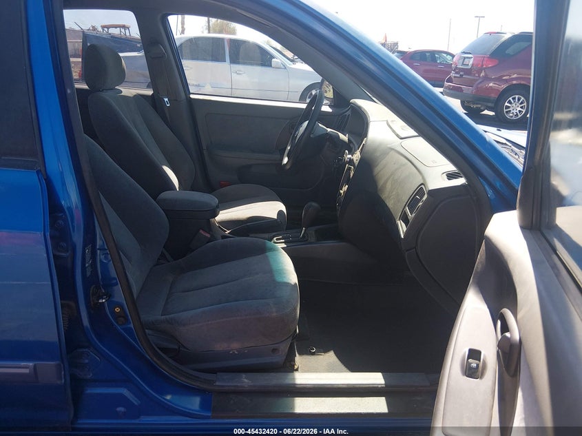 2004 Hyundai Elantra VIN KMHDN46D24U874218 IAAI salvage auction — RIGHT FRONT, Salvage (Utah), sold $300 on 2026-07-24 (photo 5)