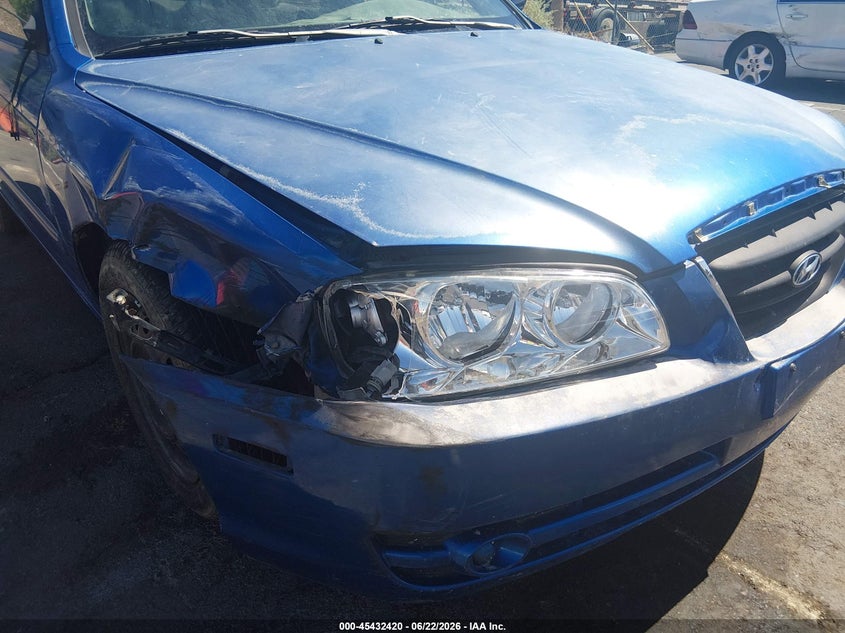 2004 Hyundai Elantra VIN KMHDN46D24U874218 IAAI salvage auction — RIGHT FRONT, Salvage (Utah), sold $300 on 2026-07-24 (photo 6)