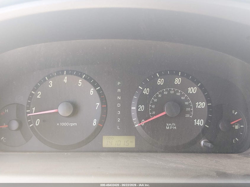 2004 Hyundai Elantra VIN KMHDN46D24U874218 IAAI salvage auction — RIGHT FRONT, Salvage (Utah), sold $300 on 2026-07-24 (photo 7)