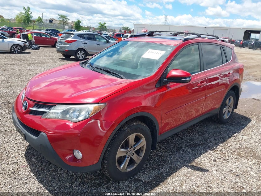 2015 Toyota Rav4 VIN JTMRFREV3FD163239 IAAI salvage auction — NORMAL WEAR, Clear (Illinois), sold $4,950 on 2026-07-22 (photo 2)