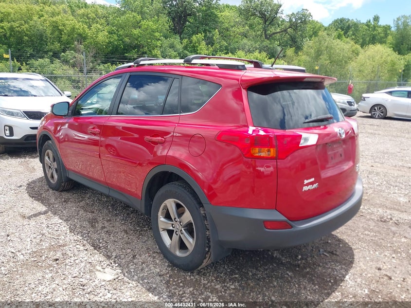 2015 Toyota Rav4 VIN JTMRFREV3FD163239 IAAI salvage auction — NORMAL WEAR, Clear (Illinois), sold $4,950 on 2026-07-22 (photo 3)