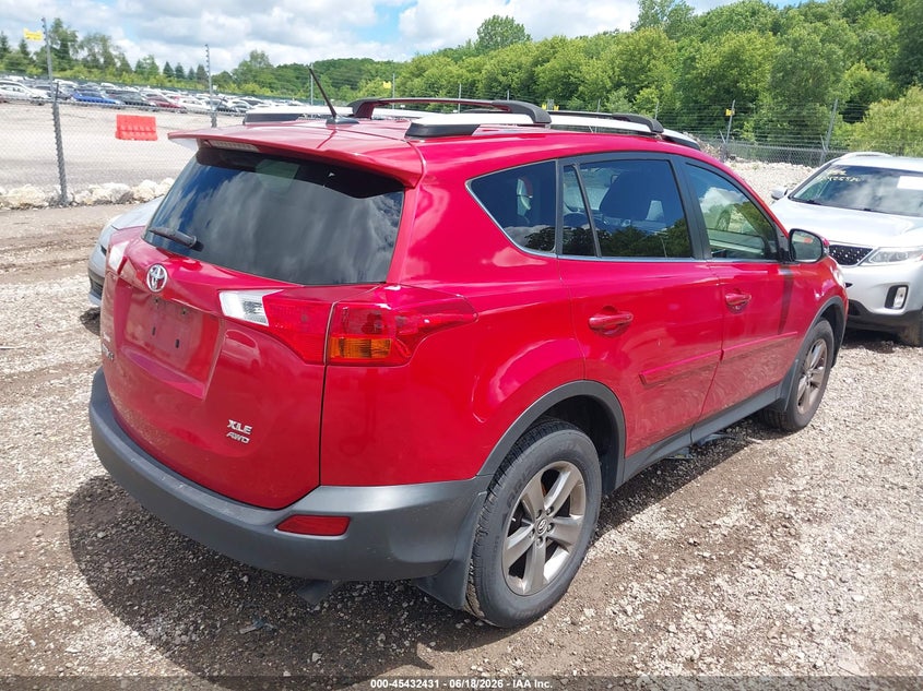 2015 Toyota Rav4 VIN JTMRFREV3FD163239 IAAI salvage auction — NORMAL WEAR, Clear (Illinois), sold $4,950 on 2026-07-22 (photo 4)