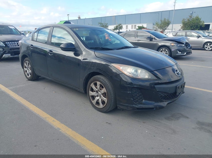 2013 Mazda 3 VIN JM1BL1UP7D1752792 IAAI salvage auction — LEFT SIDE, Salvage (California), sold $1,275 on 2026-07-06 (photo 1)
