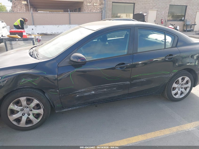 2013 Mazda 3 VIN JM1BL1UP7D1752792 IAAI salvage auction — LEFT SIDE, Salvage (California), sold $1,275 on 2026-07-06 (photo 6)
