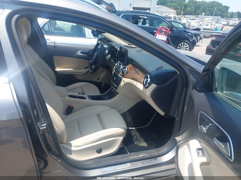 2019 Mercedes-benz Gla-klasse VIN WDCTG4GB8KJ609464 IAAI salvage auction — FRONT END, Salvage (North Carolina), sold $4,650 on 2026-08-03 (photo 5)
