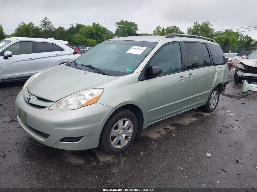 2006 Toyota Sienna VIN 5TDZA23C96S546520 IAAI salvage auction — REAR END, Clear (Virginia), sold $675 on 2026-07-21 (photo 2)