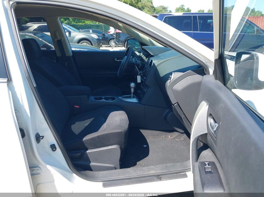 2013 Nissan Rogue VIN JN8AS5MT9DW033859 IAAI salvage auction — LEFT FRONT, Salvage - Greater Than 75% (Maryland), sold $1,050 on 2026-07-09 (photo 5)