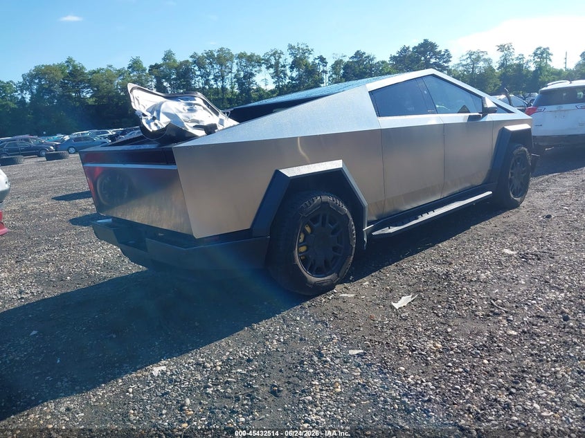 2025 Tesla Cybertruck VIN 7G2CEHED5SA071427 IAAI salvage auction — FRONT END, Salvage Title, sold $20,100 on 2026-07-23 (photo 4)