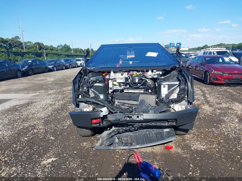 2025 Tesla Cybertruck VIN 7G2CEHED5SA071427 IAAI salvage auction — FRONT END, Salvage Title, sold $20,100 on 2026-07-23 (photo 6)