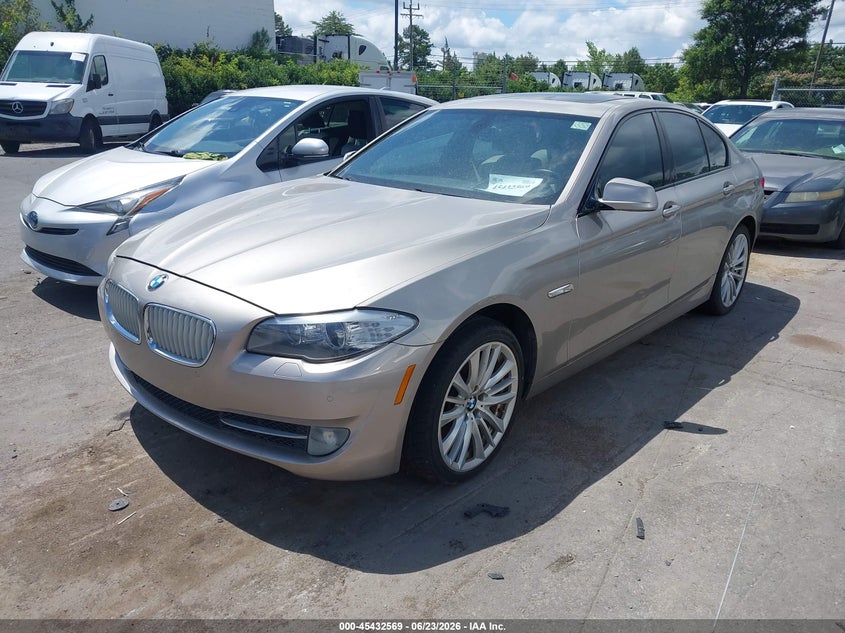 2012 BMW 5er VIN WBAFR9C56CDV58280 IAAI salvage auction — NORMAL WEAR, Clear (South Carolina), sold $825 on 2026-07-29 (photo 2)