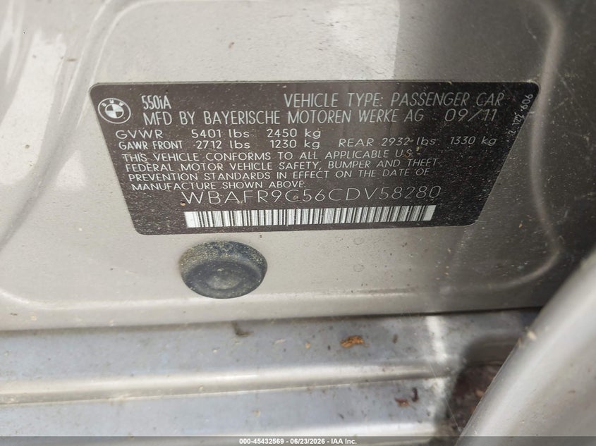 2012 BMW 5er VIN WBAFR9C56CDV58280 IAAI salvage auction — NORMAL WEAR, Clear (South Carolina), sold $825 on 2026-07-29 (photo 9)