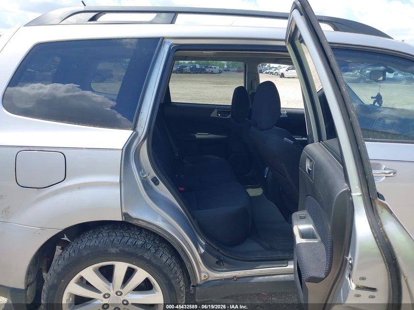 2012 Subaru Forester VIN JF2SHBCC4CH454097 IAAI salvage auction — NORMAL WEAR, Original (Ohio), sold $350 on 2026-07-29 (photo 8)