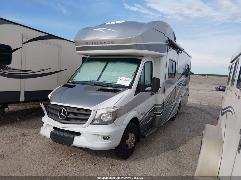 2017 Mercedes-benz VIN WDAPF4CCXH9709703 IAAI salvage auction — RIGHT SIDE, Salvage (Nebraska), sold $15,200 on 2026-09-24 (photo 2)