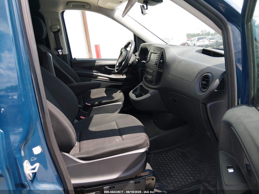 2019 Mercedes-benz Metris VIN WD3PG2EAXK3509080 IAAI salvage auction — NORMAL WEAR, SF97 (North Carolina), sold $18,500 on 2026-08-10 (photo 5)