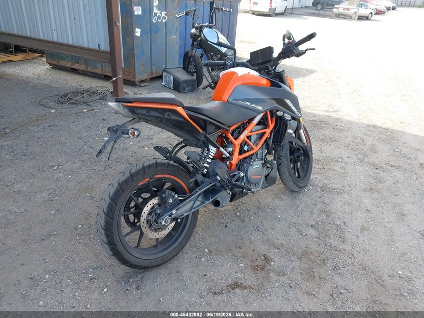 2023 Ktm 390 adventure VIN MD2JPJ402PN201695 IAAI salvage auction — FRONT END, Salvage Title, sold $300 on 2026-07-22 (photo 4)