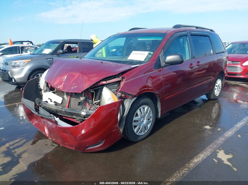 2008 Toyota Sienna VIN 5TDZK23C78S105369 IAAI salvage auction — FRONT END, Junk Receipt (North Carolina), sold $25 on 2026-07-29 (photo 2)