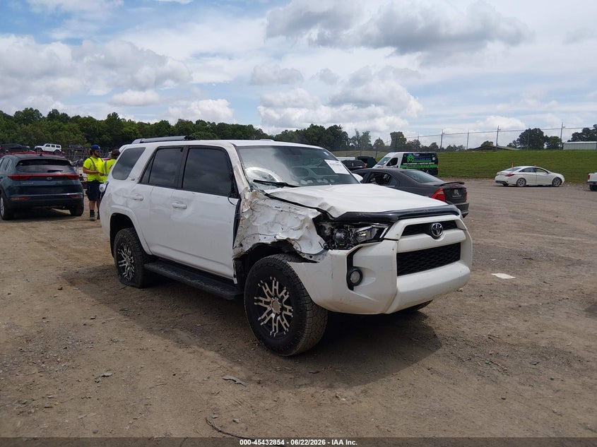 2014 Toyota 4runner VIN JTEBU5JR7E5158199 IAAI salvage auction — RIGHT SIDE, Salvage Title, sold $7,300 on 2026-07-22 (photo 1)
