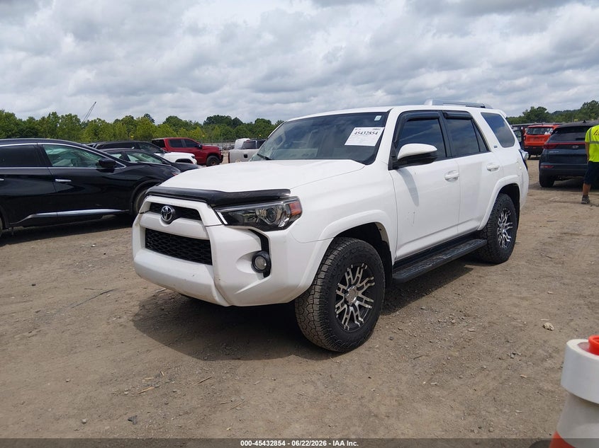 2014 Toyota 4runner VIN JTEBU5JR7E5158199 IAAI salvage auction — RIGHT SIDE, Salvage Title, sold $7,300 on 2026-07-22 (photo 2)
