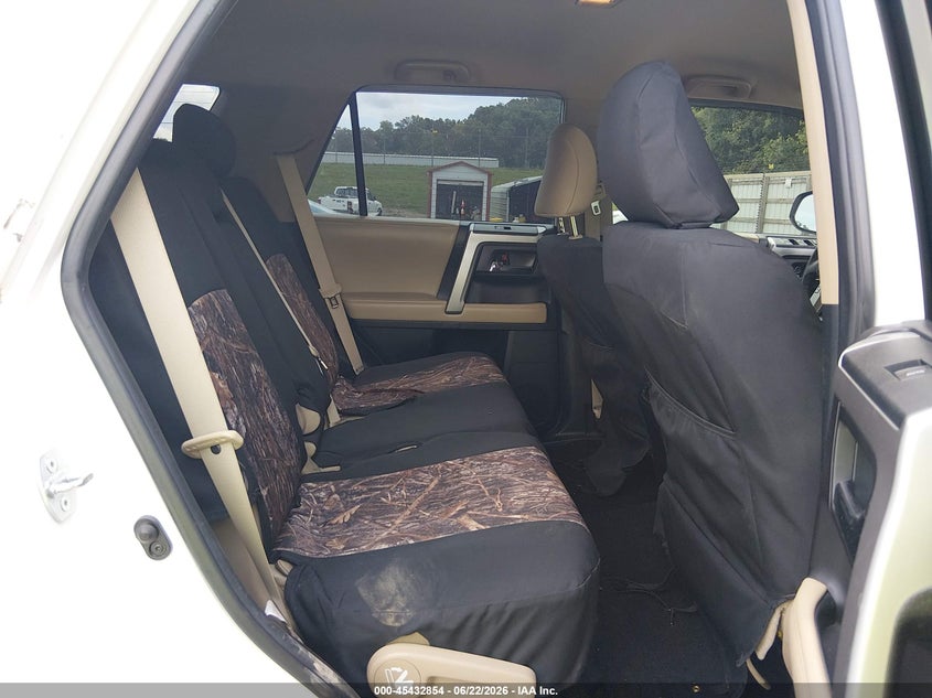2014 Toyota 4runner VIN JTEBU5JR7E5158199 IAAI salvage auction — RIGHT SIDE, Salvage Title, sold $7,300 on 2026-07-22 (photo 8)