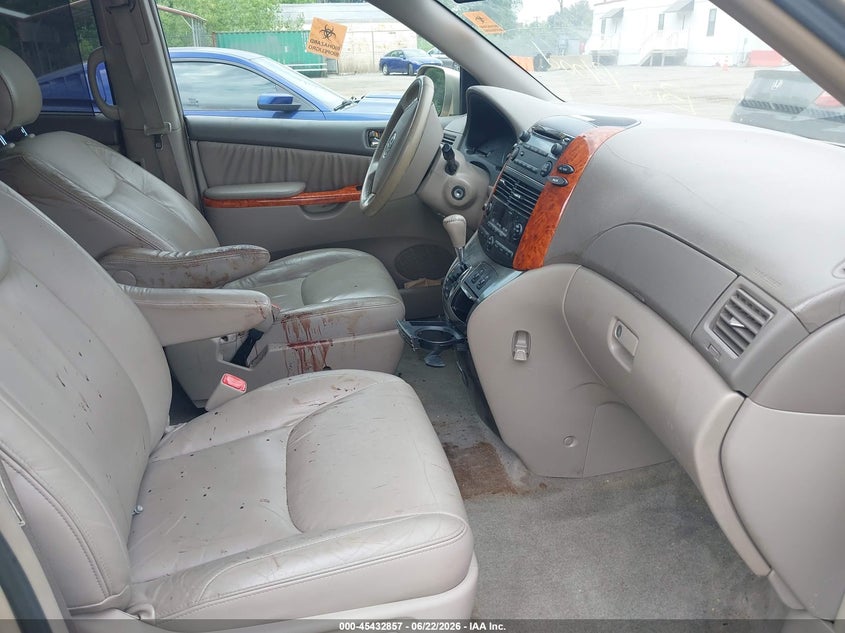 2006 Toyota Sienna VIN 5TDZA22C26S554167 IAAI salvage auction — BIOHAZARD/CHEMICAL, Salvage - Greater Than 75% (Maryland), sold $175 on 2026-07-21 (photo 5)