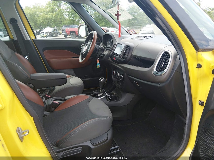 2014 Fiat 500l VIN ZFBCFADH4EZ023594 IAAI salvage auction — TRANSMISSION, Clear (New Jersey), sold $550 on 2026-07-27 (photo 5)
