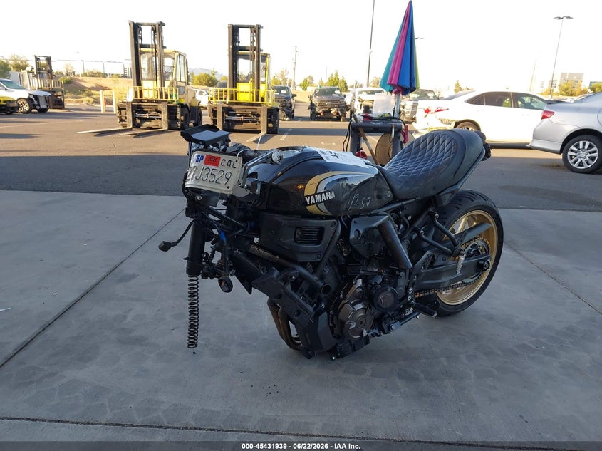 2024 Yamaha VIN JYARM42Y5RA001153 IAAI salvage auction — FRONT & REAR, Salvage Title, sold $950 on 2026-07-31 (photo 2)