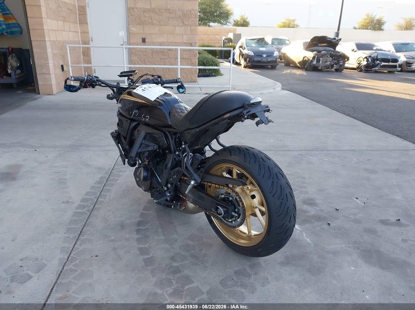 2024 Yamaha VIN JYARM42Y5RA001153 IAAI salvage auction — FRONT & REAR, Salvage Title, sold $950 on 2026-07-31 (photo 3)