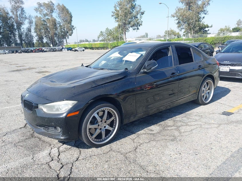 2014 BMW 3er VIN WBA3A9G55ENS64354 IAAI salvage auction — FRONT END, Salvage (California), sold $2,100 on 2026-07-21 (photo 2)