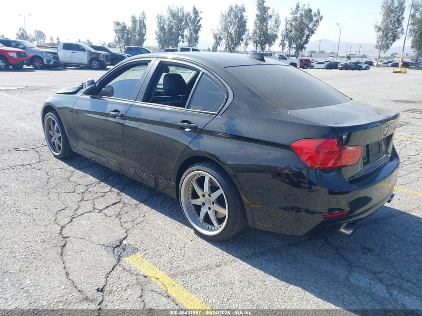 2014 BMW 3er VIN WBA3A9G55ENS64354 IAAI salvage auction — FRONT END, Salvage (California), sold $2,100 on 2026-07-21 (photo 3)