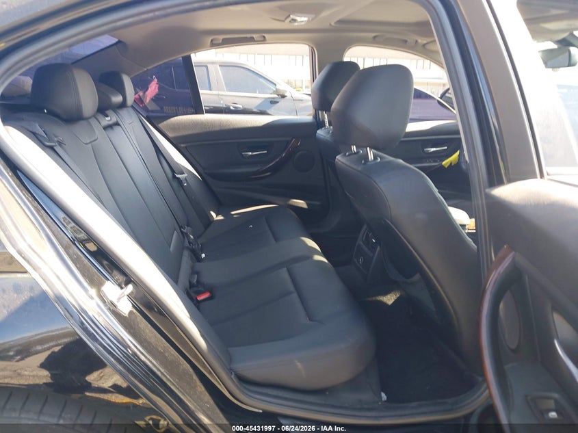 2014 BMW 3er VIN WBA3A9G55ENS64354 IAAI salvage auction — FRONT END, Salvage (California), sold $2,100 on 2026-07-21 (photo 8)