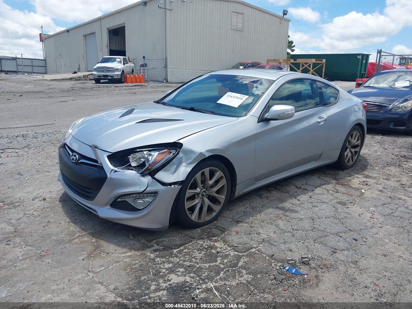 2013 Hyundai Genesis VIN KMHHU6KJ8DU086149 IAAI salvage auction — LEFT FRONT, Salvage (Georgia), sold $1,900 on 2026-07-29 (photo 2)