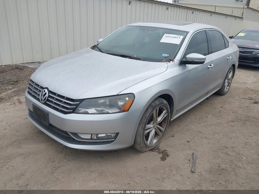2014 Volkswagen Passat VIN 1VWCN7A33EC109460 IAAI salvage auction — NORMAL WEAR, Original (Texas), sold $2,450 on 2026-07-06 (photo 2)