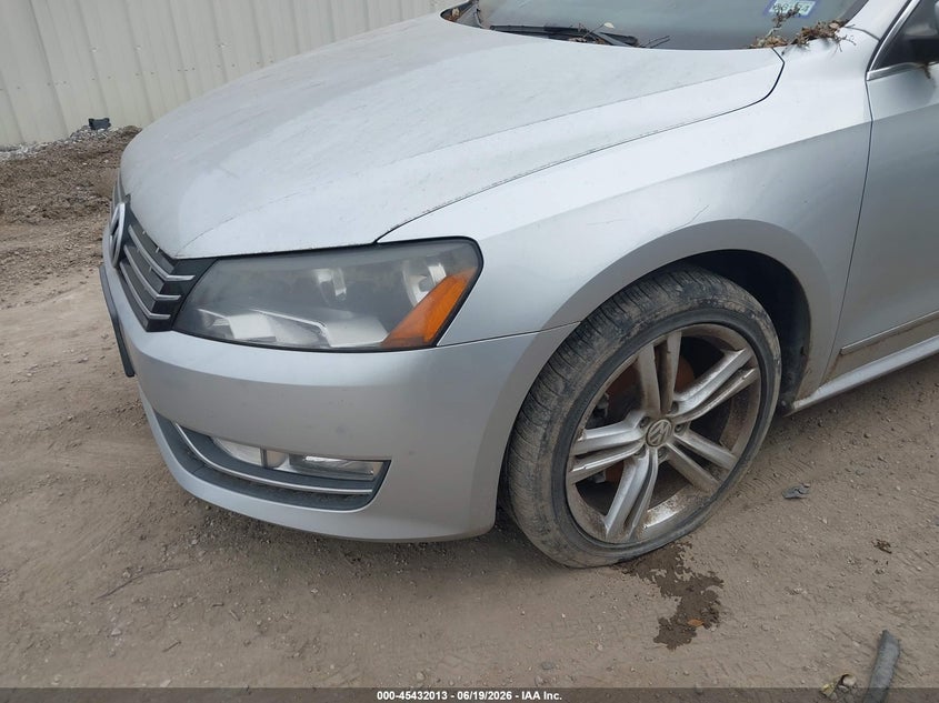 2014 Volkswagen Passat VIN 1VWCN7A33EC109460 IAAI salvage auction — NORMAL WEAR, Original (Texas), sold $2,450 on 2026-07-06 (photo 6)