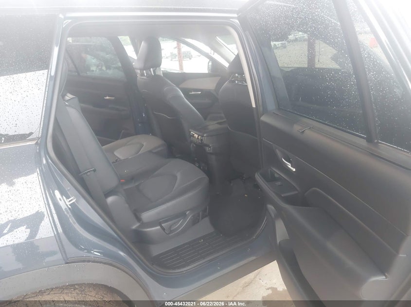 2026 Toyota Highlander VIN 5TDAAAB51TS124098 IAAI salvage auction — FRONT END, Original (Texas), sold $30,450 on 2026-10-01 (photo 8)