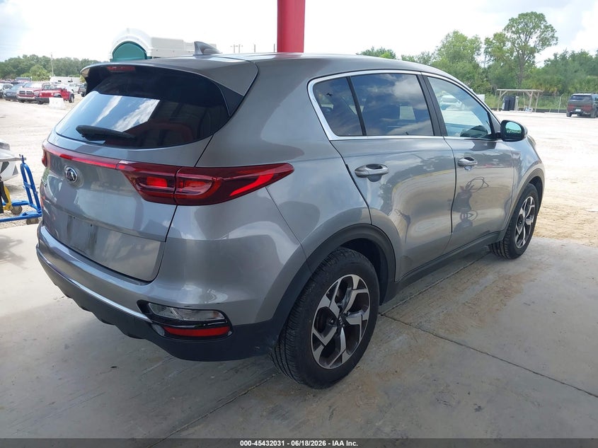 2020 Kia Sportage VIN KNDPM3AC0L7812584 IAAI salvage auction — FRONT END, Salvage Title, sold $3,550 on 2026-07-18 (photo 4)