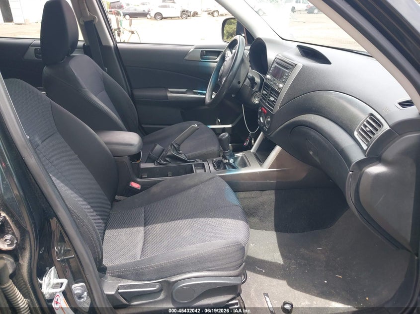 2012 Subaru Forester VIN JF2SHABC8CG430998 IAAI salvage auction — NORMAL WEAR, Clear (Massachusetts), sold $400 on 2026-07-21 (photo 5)