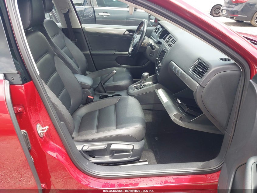 2017 Volkswagen Jetta VIN 3VWDB7AJ2HM264550 IAAI salvage auction — FRONT END, Salvage (Georgia), sold $2,800 on 2026-07-19 (photo 5)