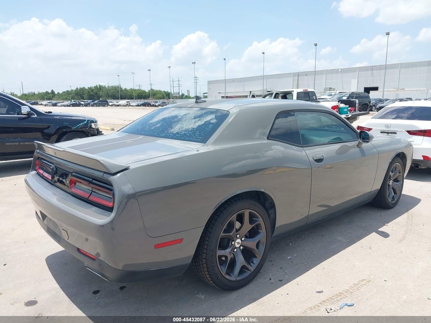 2018 Dodge Challenger VIN 2C3CDZAG0JH233072 IAAI salvage auction — HAIL, Original (Texas), sold $11,100 on 2026-07-30 (photo 4)