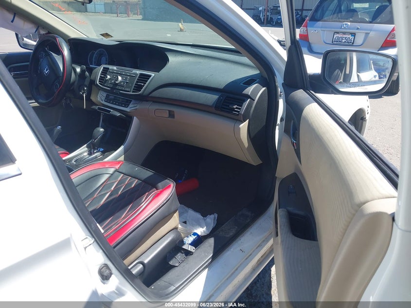 2014 Honda Accord VIN 1HGCR2F31EA279882 IAAI salvage auction — LEFT SIDE, Salvage Title, sold $1,400 on 2026-07-20 (photo 5)