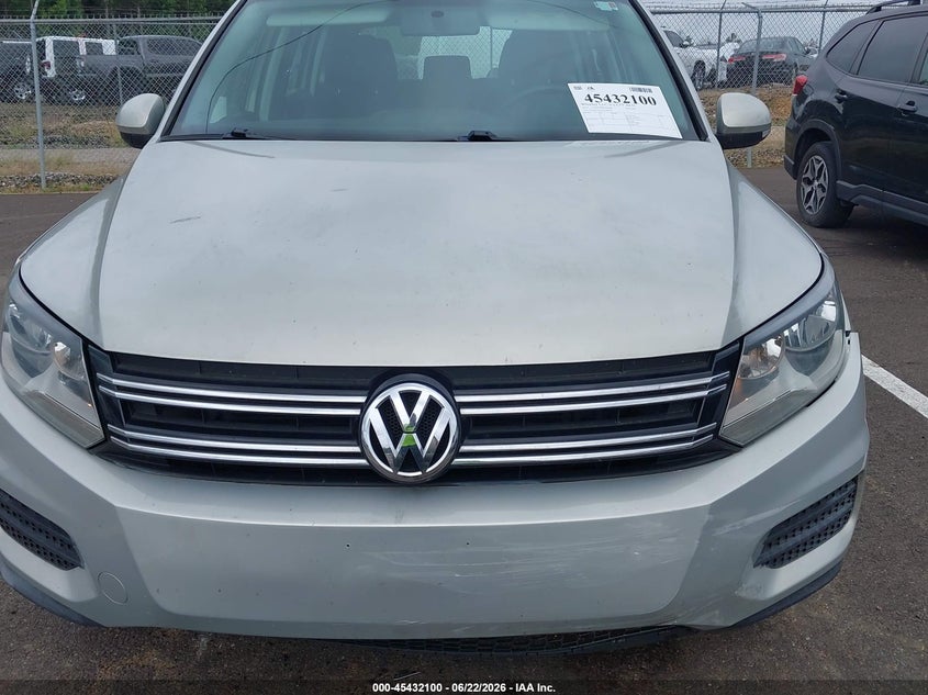 2013 Volkswagen Tiguan VIN WVGBV3AX5DW581839 IAAI salvage auction — NORMAL WEAR, Clear (Mississippi), sold $575 on 2026-07-30 (photo 6)