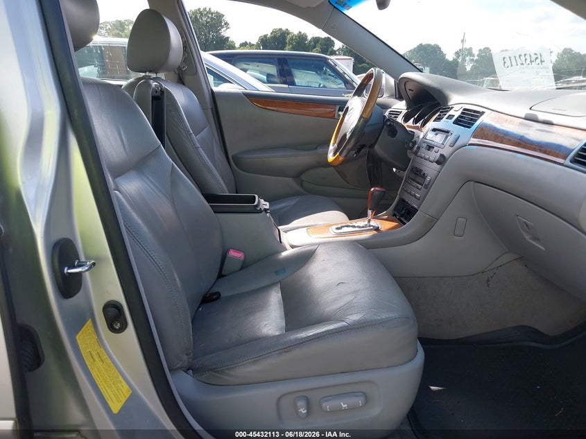 2006 Lexus Es 330 VIN JTHBA30G665153609 IAAI salvage auction — NORMAL WEAR, Clear-Dealer Only (North Carolina), sold $700 on 2026-07-29 (photo 5)