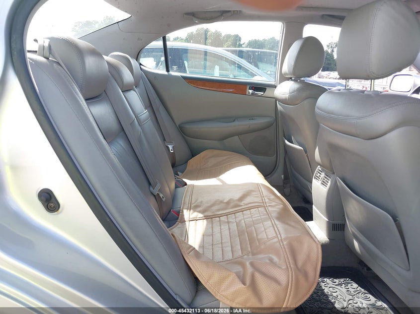 2006 Lexus Es 330 VIN JTHBA30G665153609 IAAI salvage auction — NORMAL WEAR, Clear-Dealer Only (North Carolina), sold $700 on 2026-07-29 (photo 8)