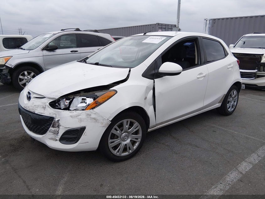 2014 Mazda 2 VIN JM1DE1KZ3E0178853 IAAI salvage auction — LEFT FRONT, Salvage (California), sold $800 on 2026-07-23 (photo 2)
