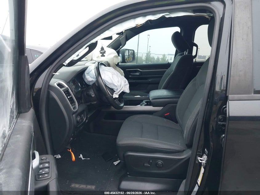 2022 Ram 1500 VIN 1C6RREBTXNN275894 IAAI salvage auction — LEFT FRONT, Salvage Title, sold $4,950 on 2026-07-24 (photo 5)