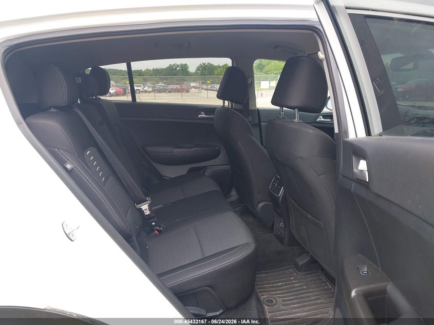 2018 Kia Sportage VIN KNDPMCACXJ7426686 IAAI salvage auction — LEFT FRONT, Salvage Title, sold $3,450 on 2026-07-21 (photo 8)
