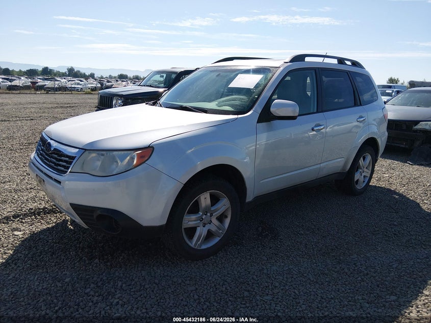 2010 Subaru Forester VIN JF2SH6CC8AH805792 IAAI salvage auction — NORMAL WEAR, Clear - Public Restricted (Oregon), sold $2,850 on 2026-07-13 (photo 2)