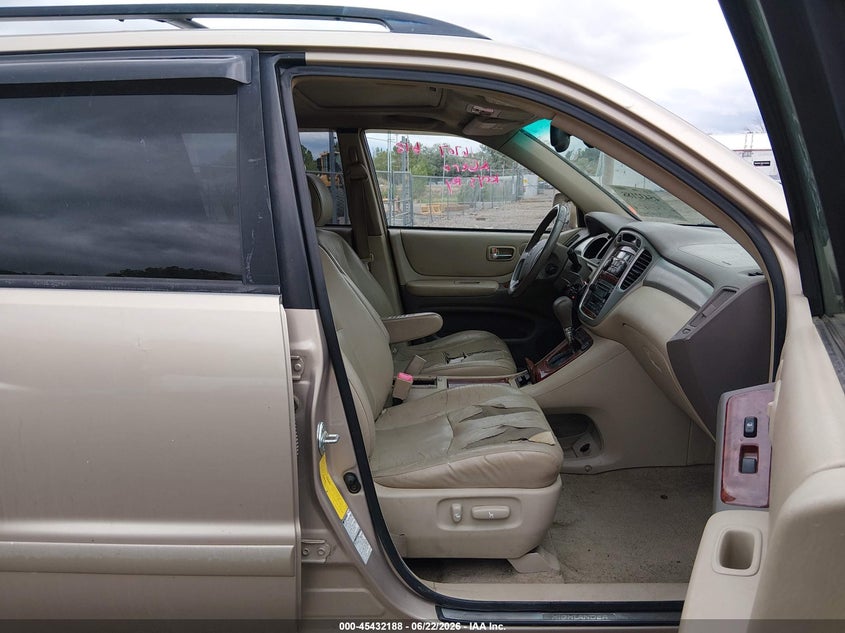 2004 Toyota Highlander VIN JTEEP21A040049270 IAAI salvage auction — LEFT FRONT, Clear (Montana), sold $1,000 on 2026-07-22 (photo 5)