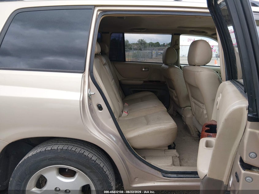 2004 Toyota Highlander VIN JTEEP21A040049270 IAAI salvage auction — LEFT FRONT, Clear (Montana), sold $1,000 on 2026-07-22 (photo 8)