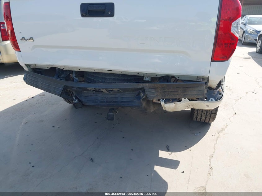 2014 Toyota Tundra VIN 5TFAW5F1XEX377823 IAAI salvage auction — REAR END, Salvage (Texas), sold $9,400 on 2026-07-28 (photo 6)