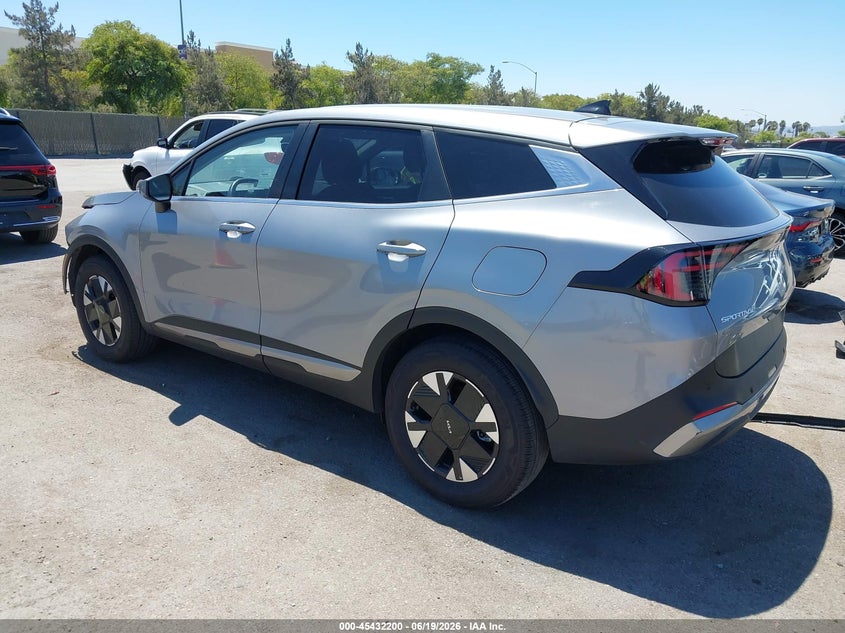 2026 Kia Sportage VIN KNDPU3DG6T7275606 IAAI salvage auction — FRONT END, Salvage (California), sold $11,700 on 2026-07-20 (photo 3)